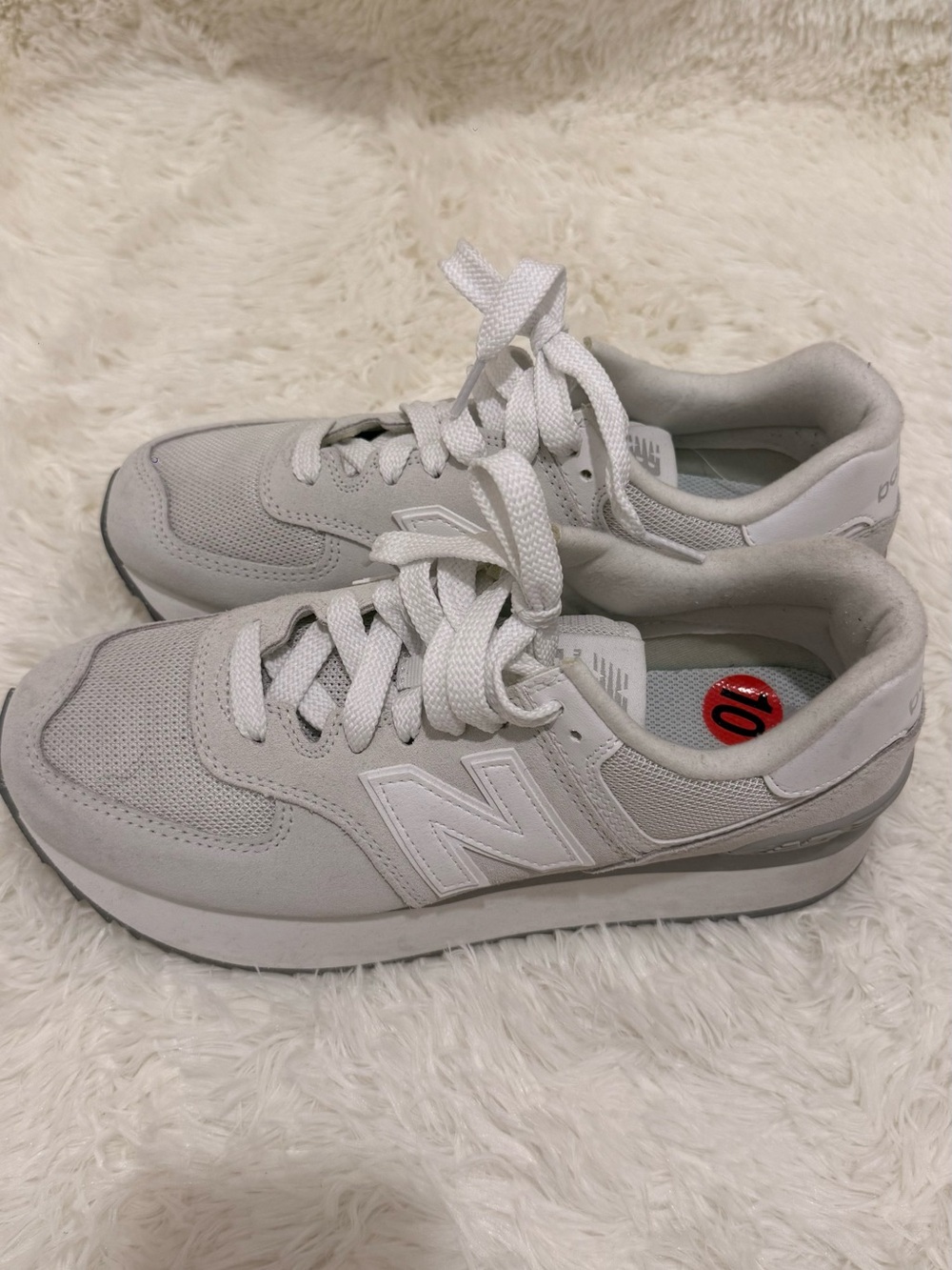 New Balance White and Light Gray Retro Runner Sneakers(NWOT)